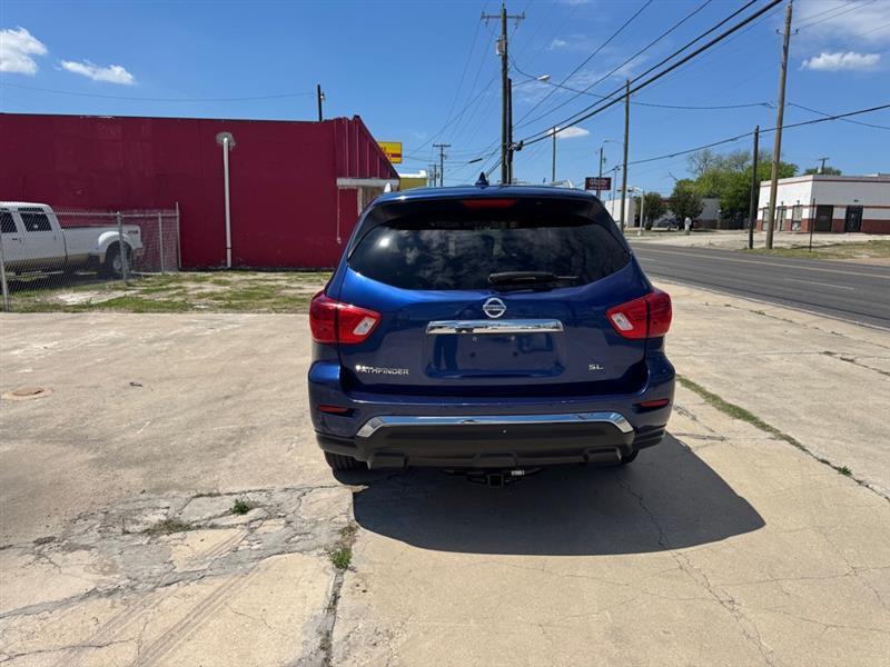 Nissan Pathfinder SL 2020