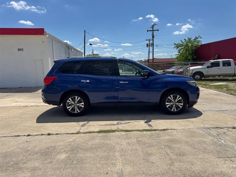 Nissan Pathfinder SL 2020