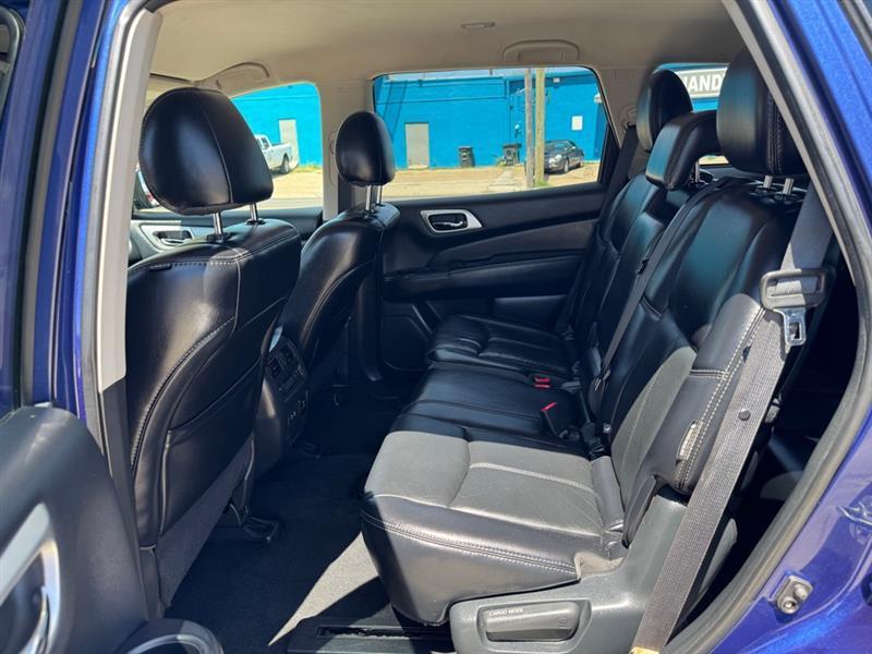 Nissan Pathfinder SL 2020