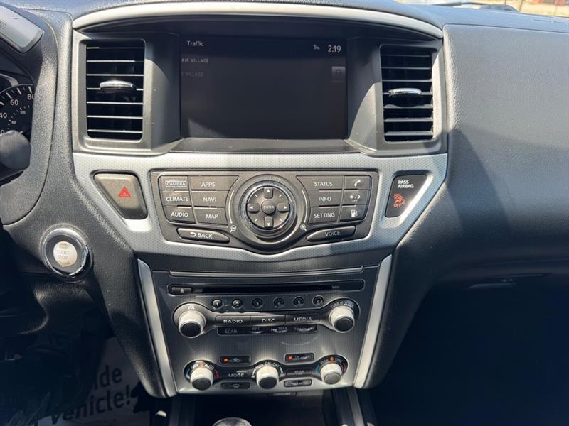 Nissan Pathfinder SL 2020