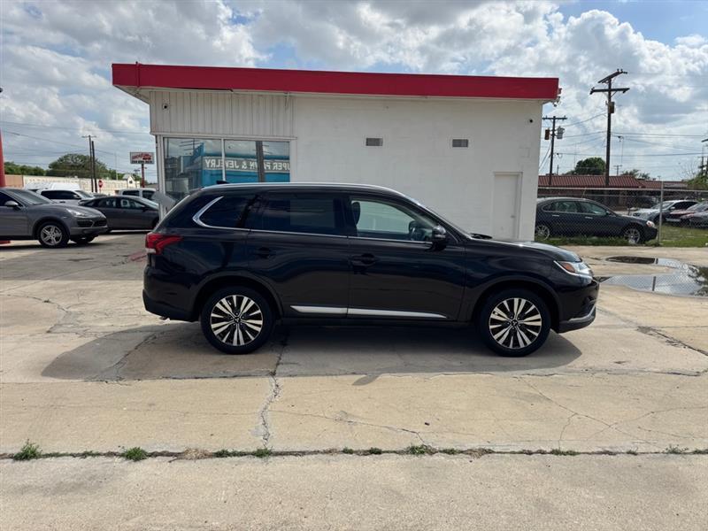 Mitsubishi Outlander SE 2WD 2019