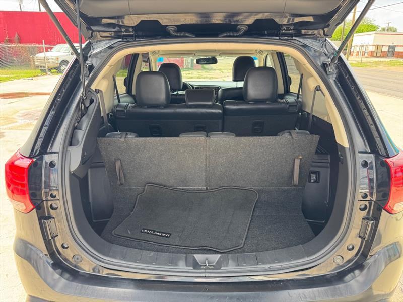 Mitsubishi Outlander SE 2WD 2019