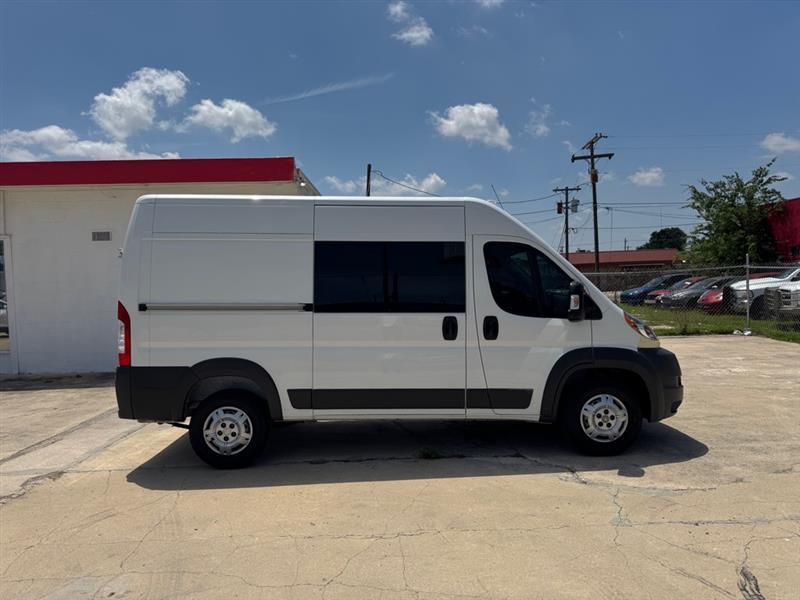 RAM Promaster 2500 High Roof Tradesman 136-in. WB 2014