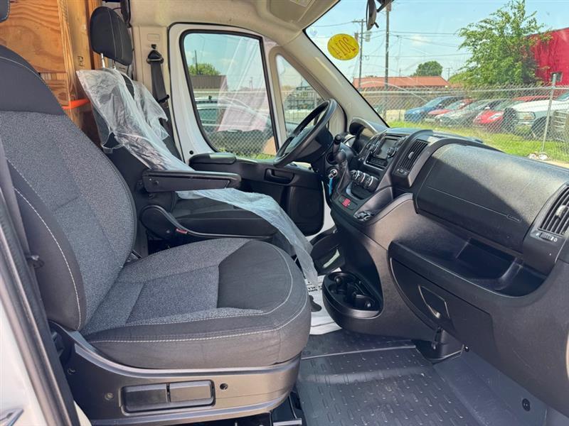 RAM Promaster 2500 High Roof Tradesman 136-in. WB 2014