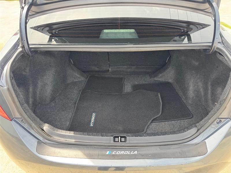 Toyota Corolla LE CVT 2015