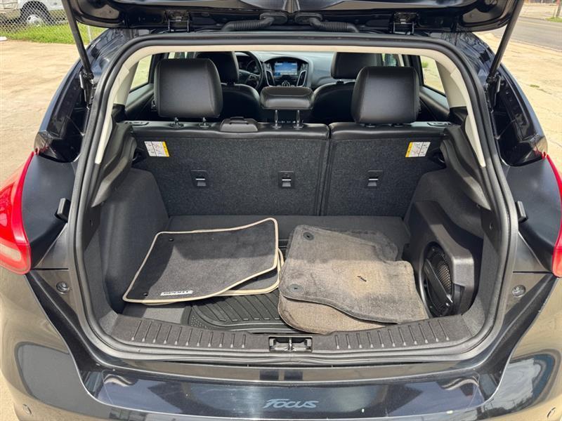 Ford Focus Titanium Hatch 2016