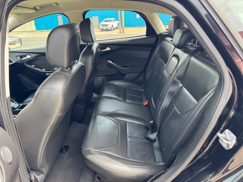 Ford Focus Titanium Hatch 2016