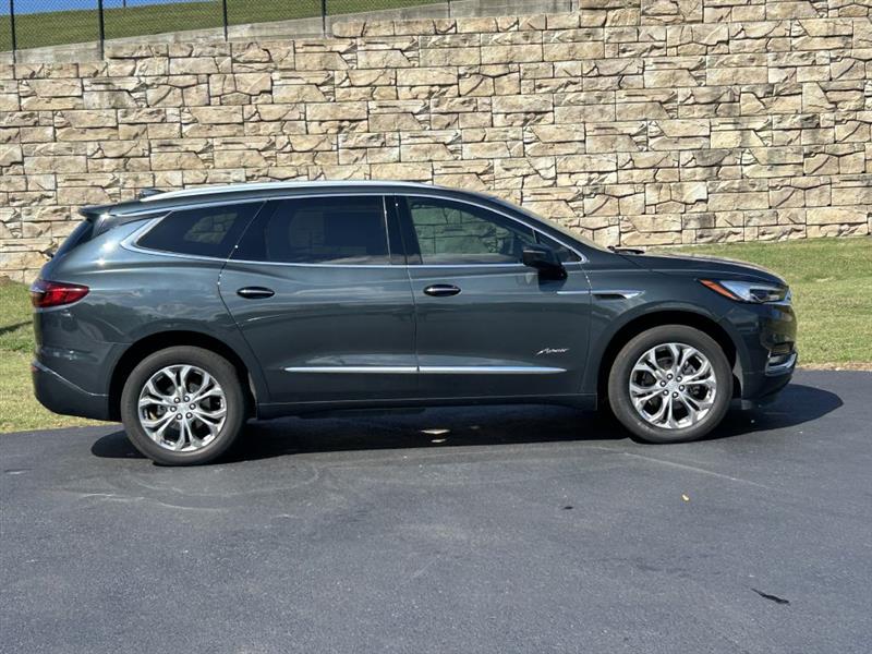 2020 Buick Enclave Avenir photo 3