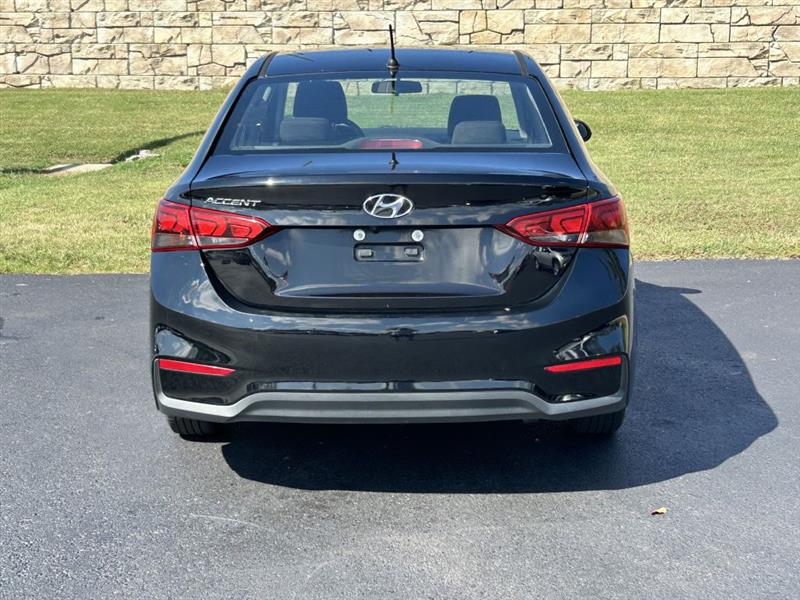 2020 Hyundai Accent SE photo 5