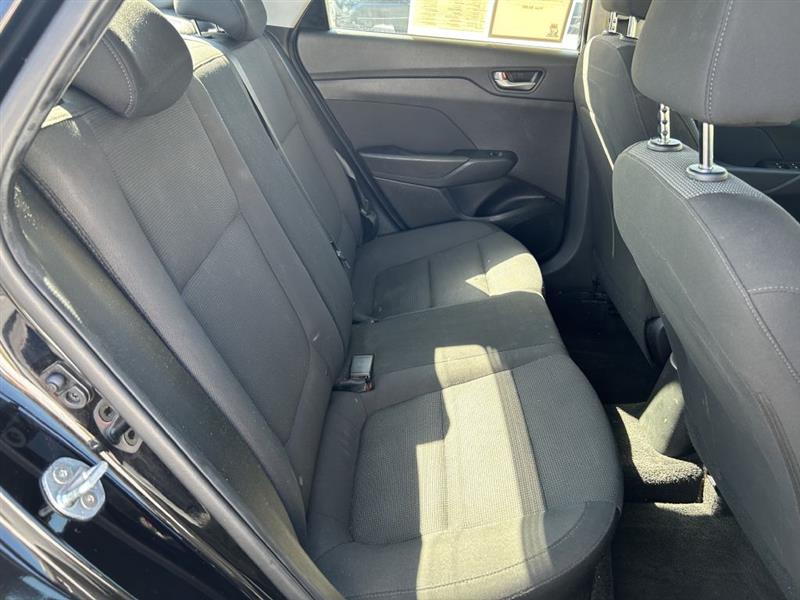2020 Hyundai Accent SE photo 12