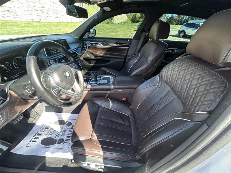2017 Bmw 740i photo 9
