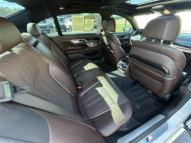 2017 Bmw 740i photo 13