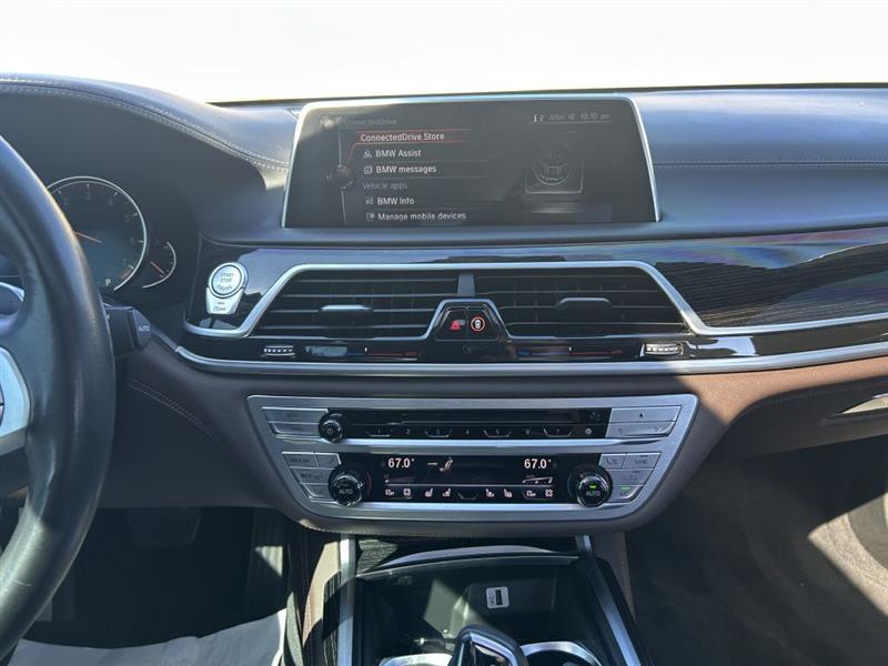 2017 Bmw 740i photo 16