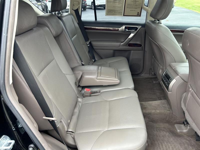 2011 Lexus GX 460 photo 15