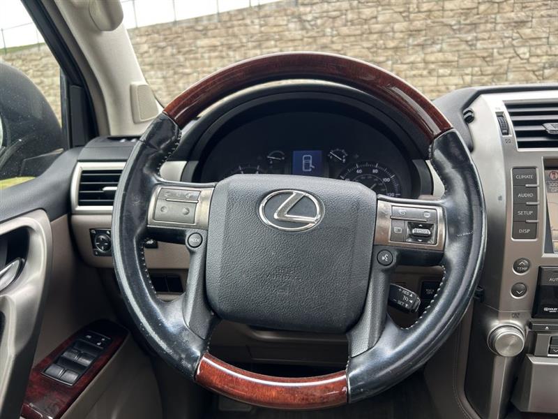 2011 Lexus GX 460 photo 19