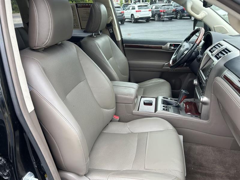 2011 Lexus GX 460 photo 20