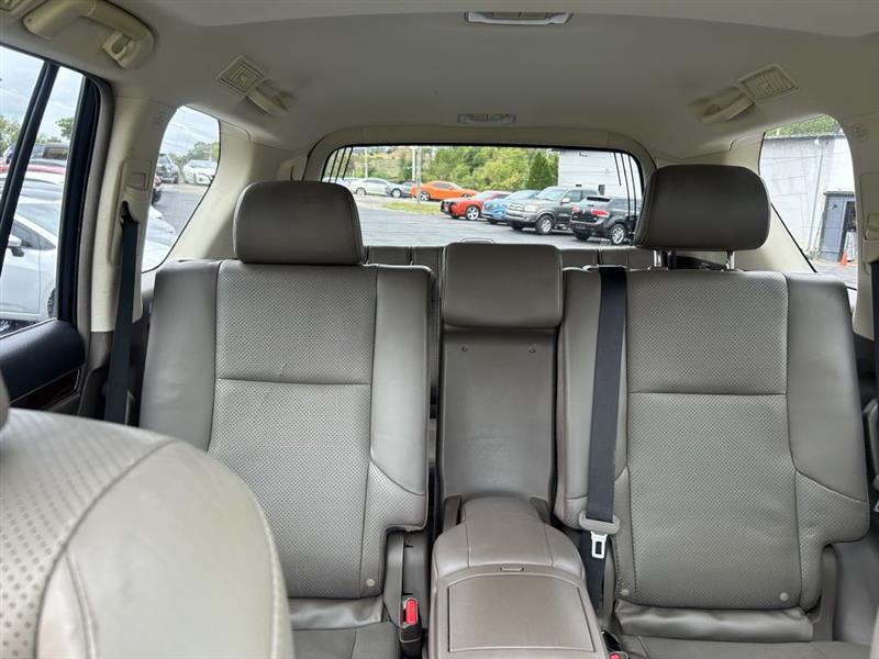 2011 Lexus GX 460 photo 22