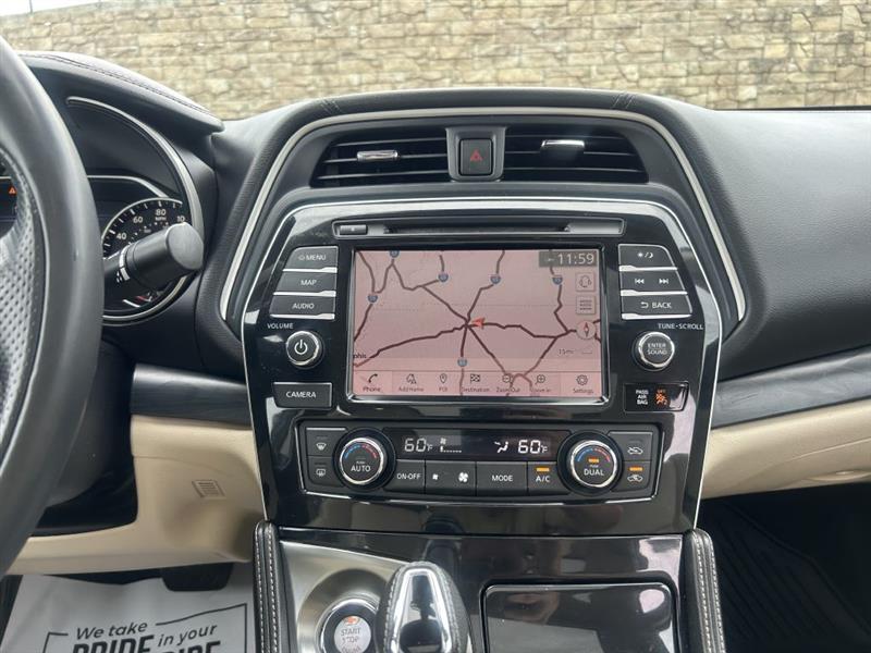 2019 Nissan Maxima Platinum photo 17