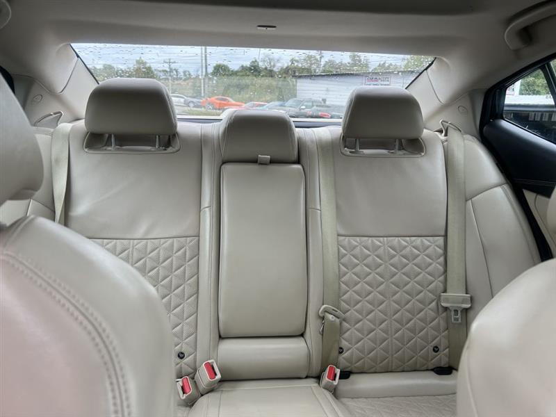 2019 Nissan Maxima Platinum photo 21