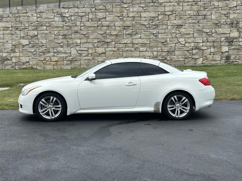 2010 Infiniti G37 photo 4