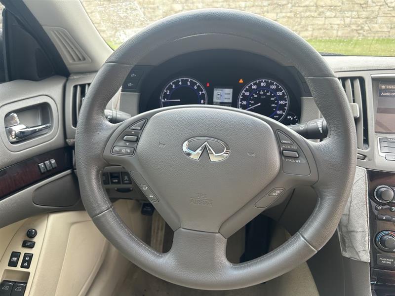 2010 Infiniti G37 photo 18