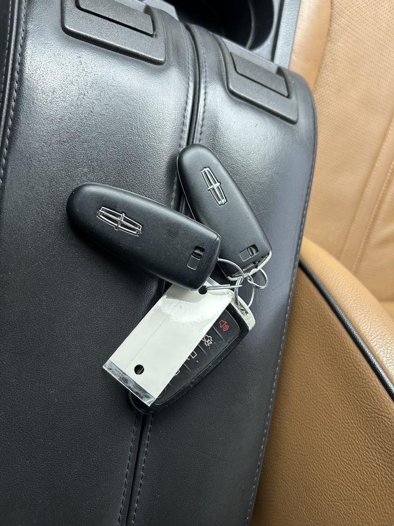 Lincoln MKX FWD 2011