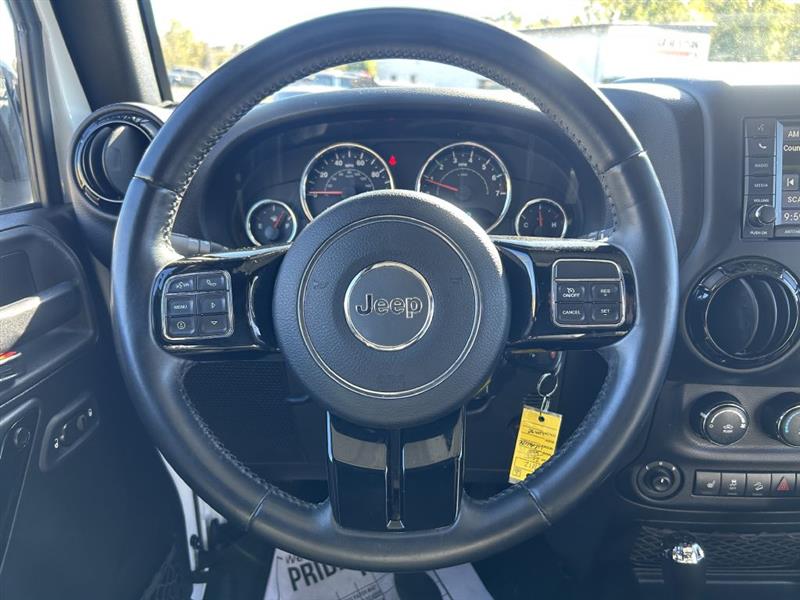 Jeep Wrangler Unlimited Sahara 4WD 2015