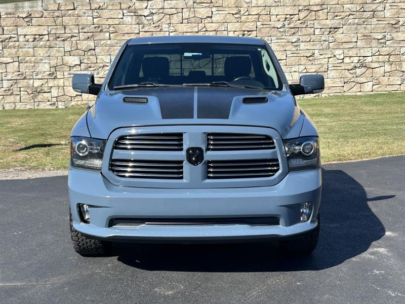 2015 Ram 1500 Sport photo 4