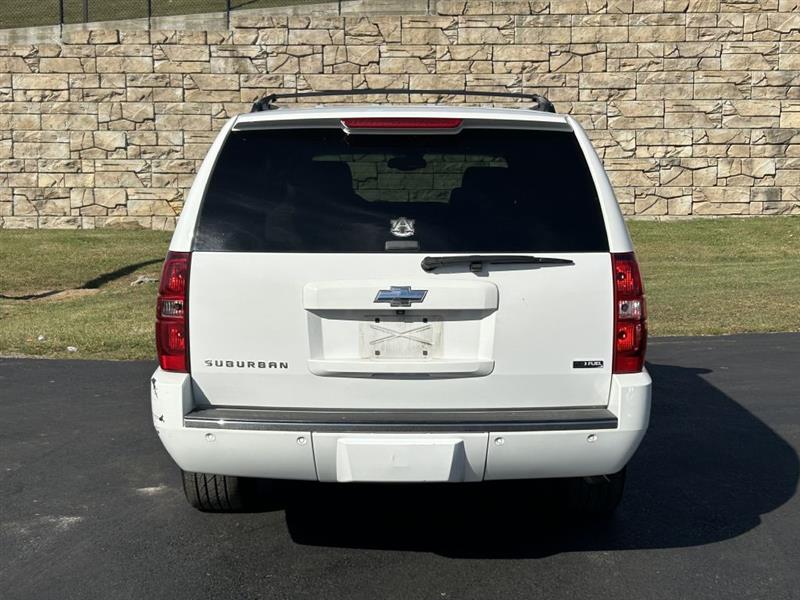 Chevrolet Suburban LTZ 1500 4WD 2009