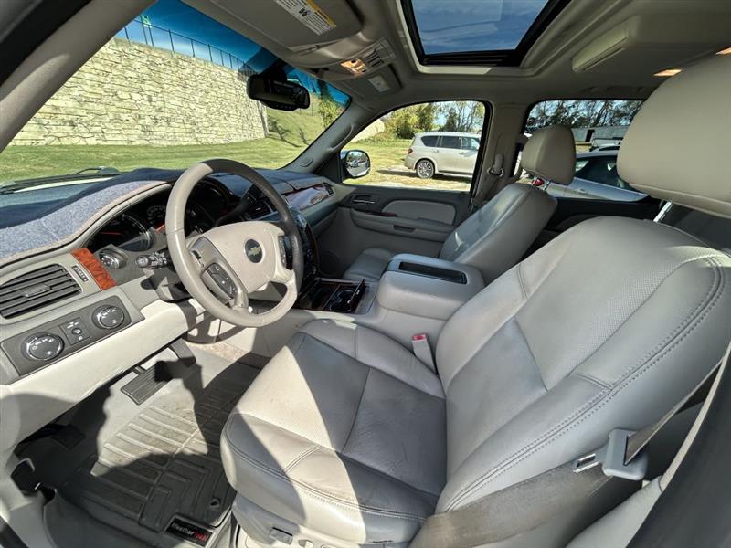 Chevrolet Suburban LTZ 1500 4WD 2009