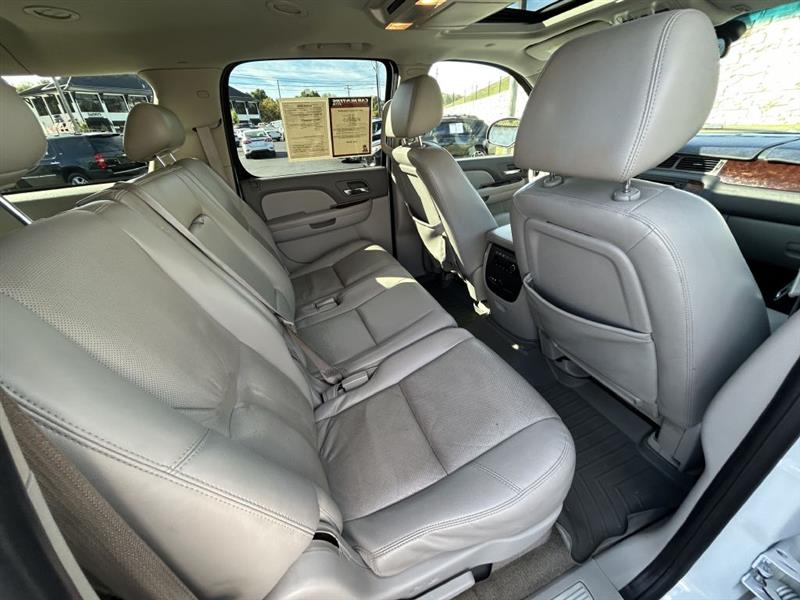 Chevrolet Suburban LTZ 1500 4WD 2009