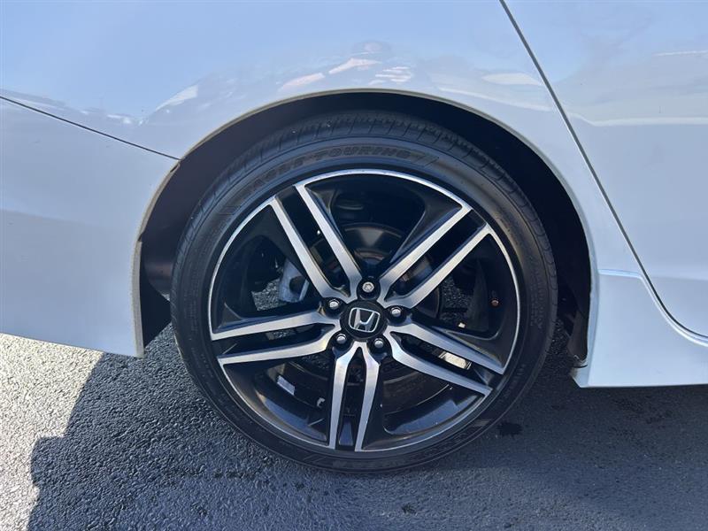 Honda Accord Touring V6 Sedan 6-Spd AT 2017