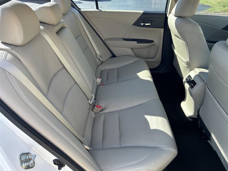 Honda Accord Touring V6 Sedan 6-Spd AT 2017