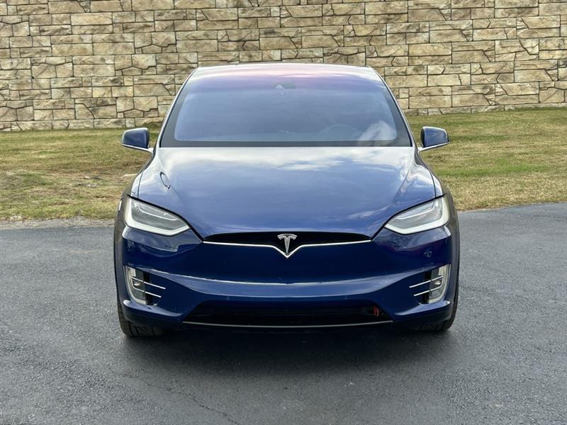 2016 Tesla Model X 90D photo 4