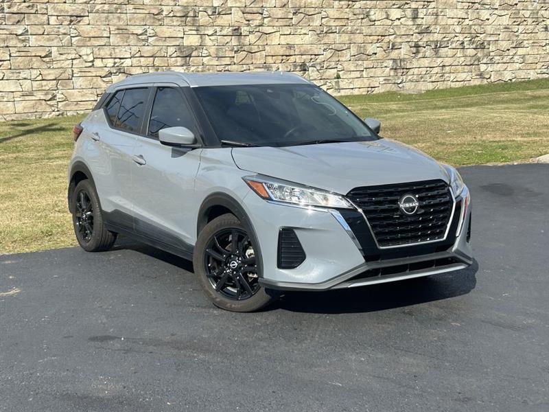 2022 Nissan Kicks SV