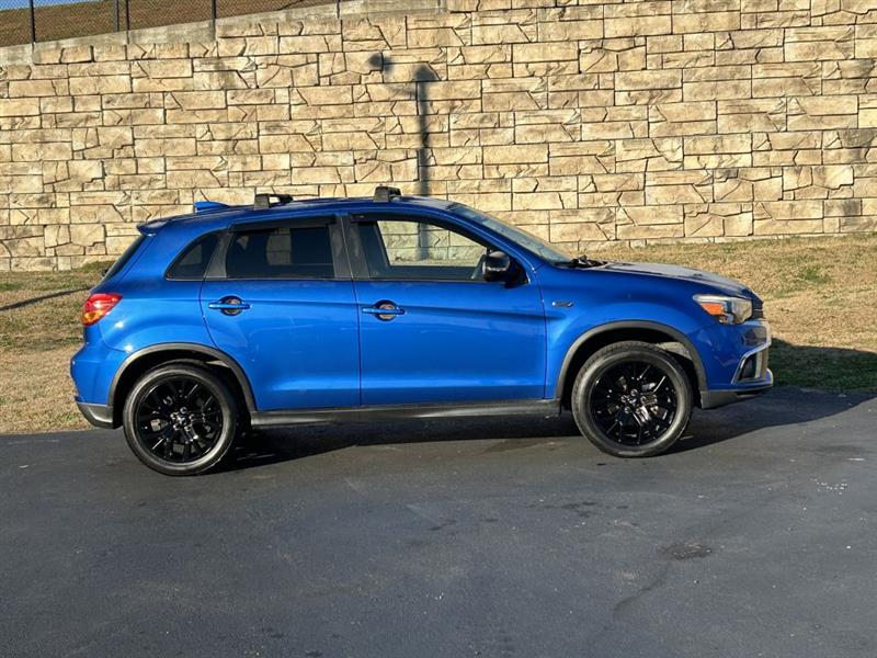 2018 Mitsubishi Outlander Sport ES photo 3