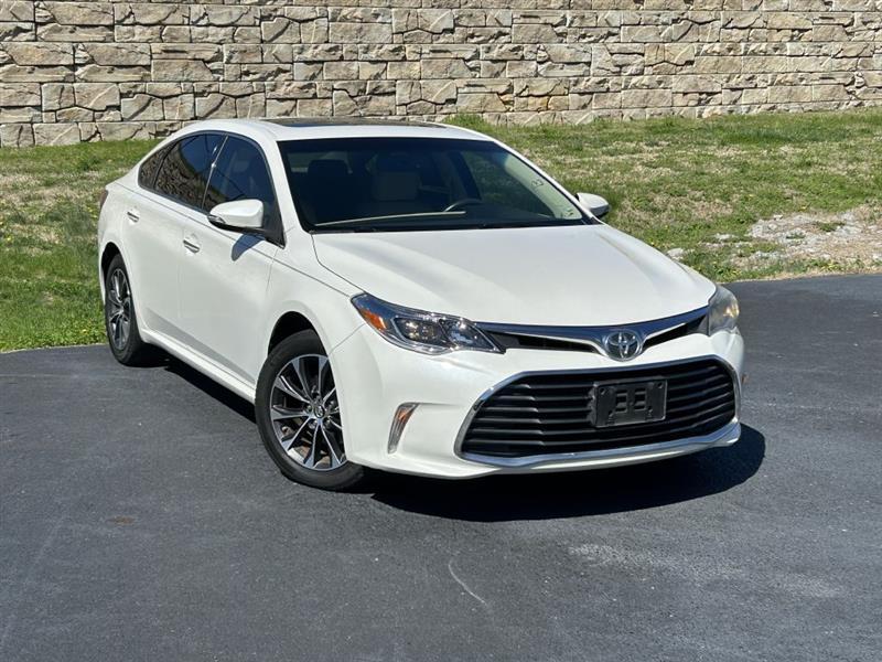 2016 Toyota Avalon XLE
