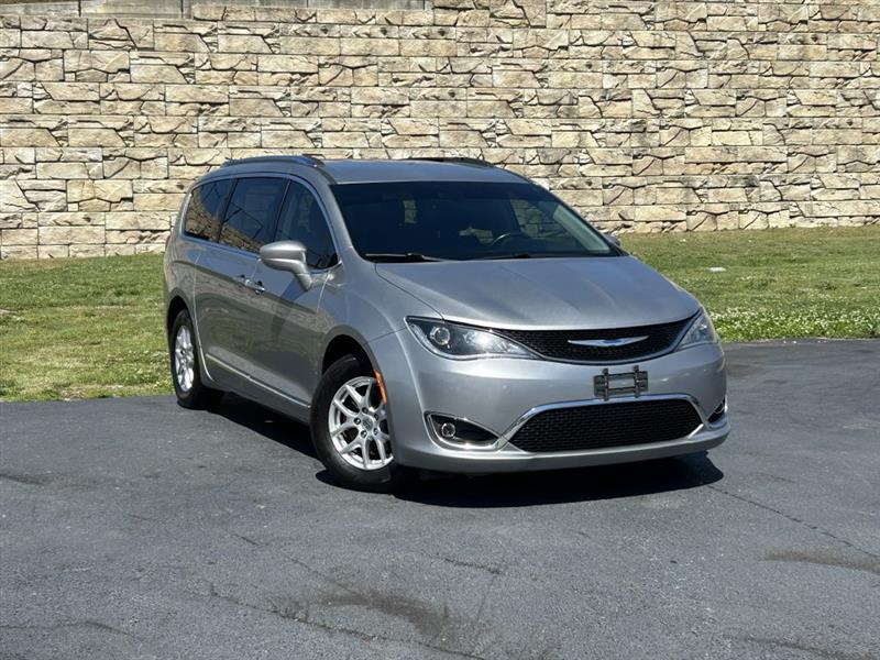 2019 Chrysler Pacifica Touring-L