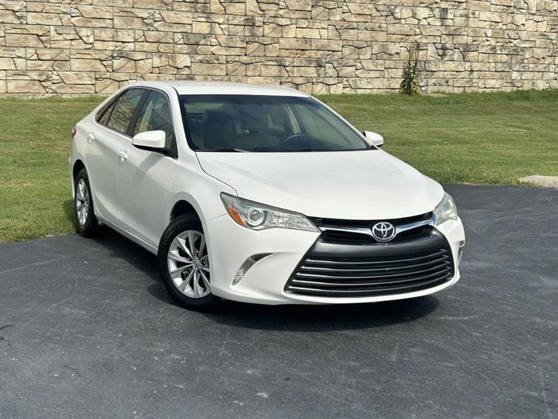 2016 Toyota Camry 4dr Sdn I4 Auto LE (Natl)