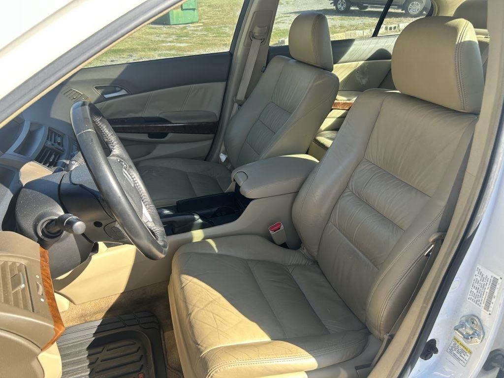 Honda Accord 4dr I4 Auto EX-L 2009