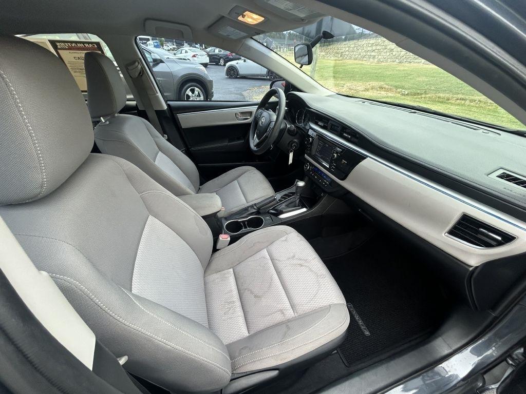 Toyota Corolla 4dr Sdn CVT LE (Natl) 2014