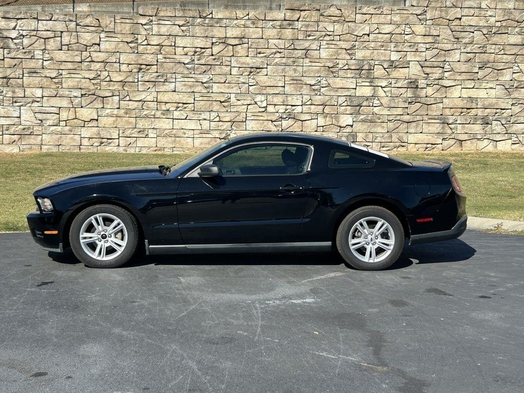 Ford Mustang 2dr Cpe V6 2010