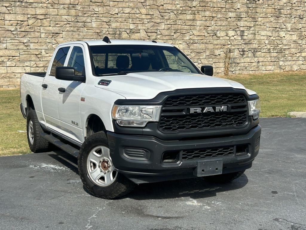 2020 RAM 2500 Tradesman 4x4 Crew Cab 6'4" Box