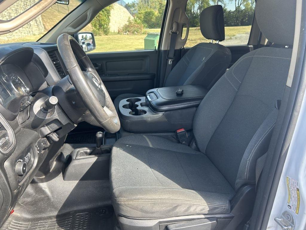 RAM 2500 Tradesman 4x4 Crew Cab 6'4" Box 2020