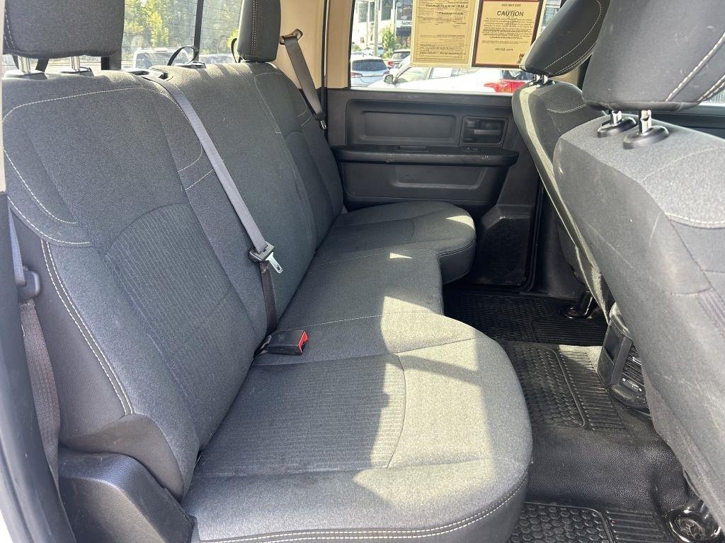 RAM 2500 Tradesman 4x4 Crew Cab 6'4" Box 2020