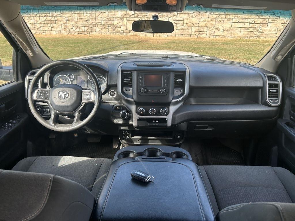 RAM 2500 Tradesman 4x4 Crew Cab 6'4" Box 2020