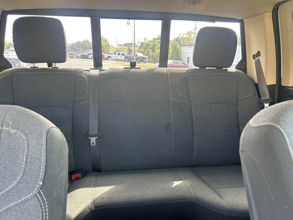 RAM 2500 Tradesman 4x4 Crew Cab 6'4" Box 2020
