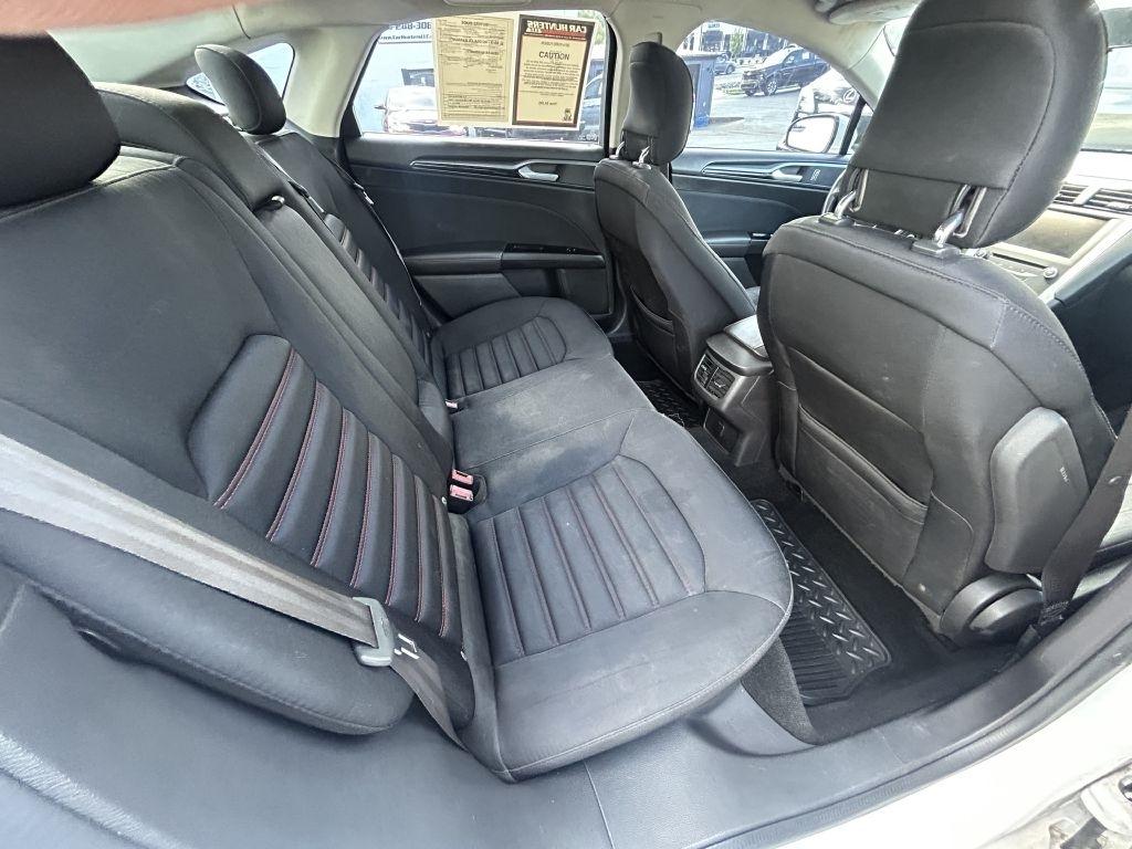 Ford Fusion 4dr Sdn SE FWD 2014