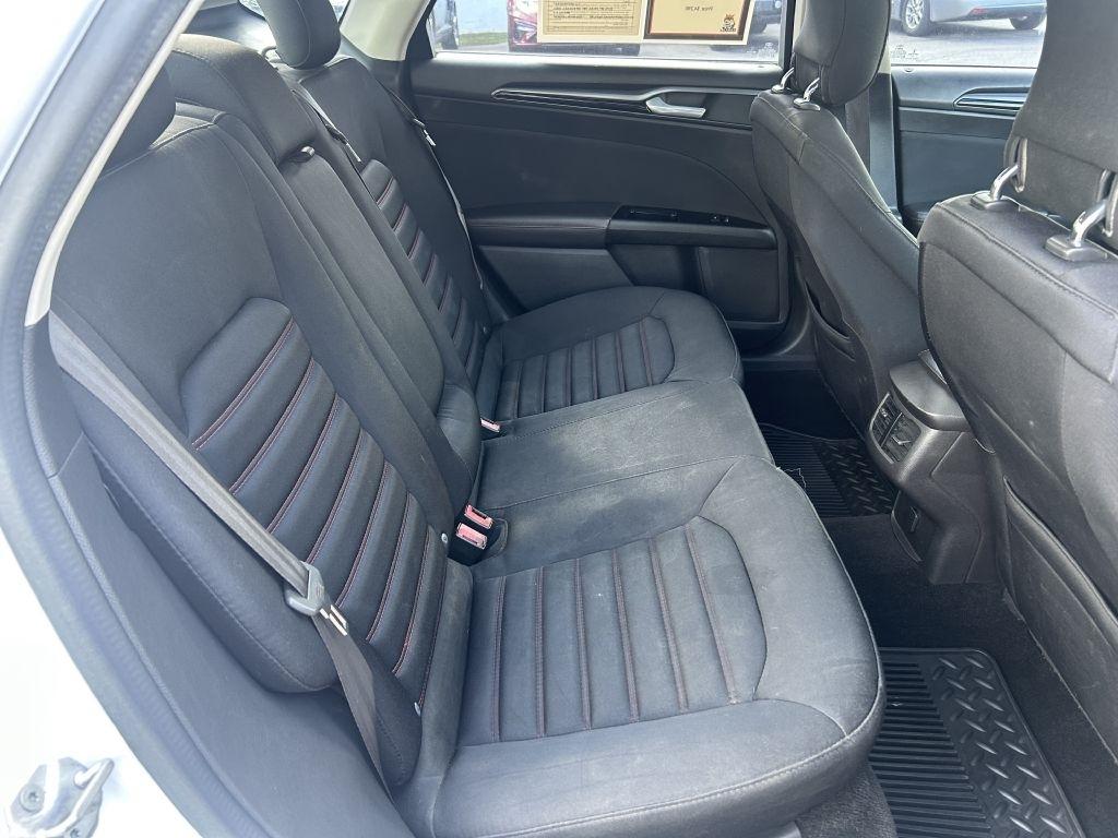 Ford Fusion 4dr Sdn SE FWD 2014