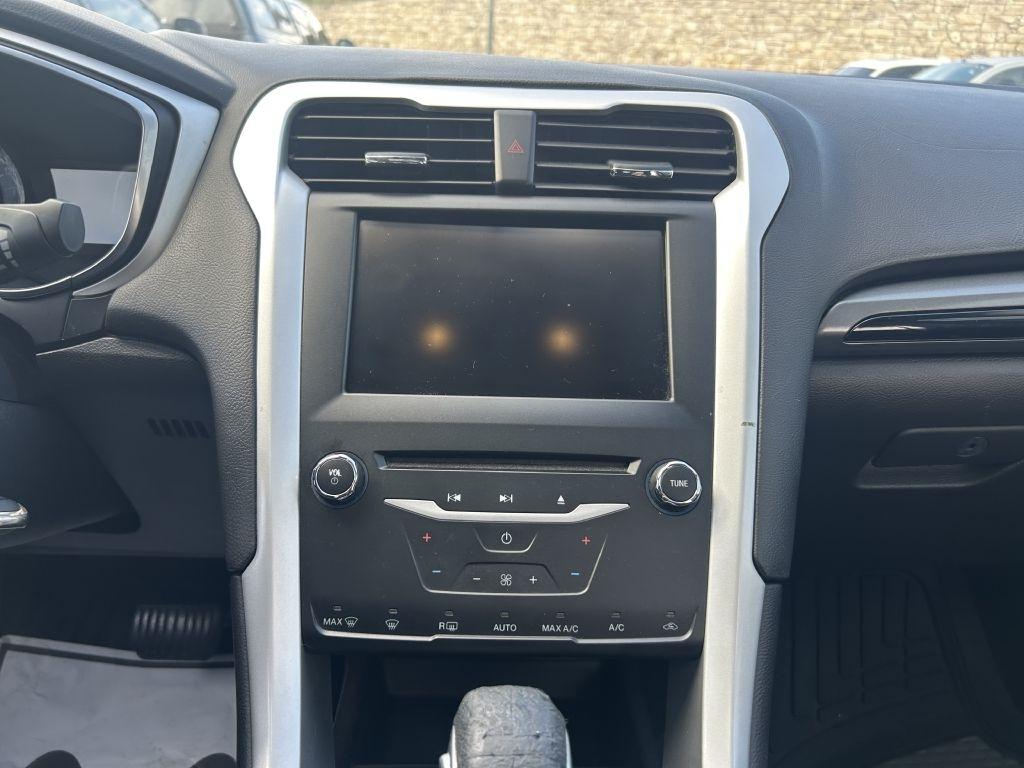 Ford Fusion 4dr Sdn SE FWD 2014